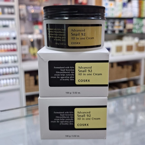 کرم حلزون کوزارکس اصل کاسه ای آبرسان و مرطوب کننده 100 گرم | Advanced Snail 92 All in one Cream COSRX